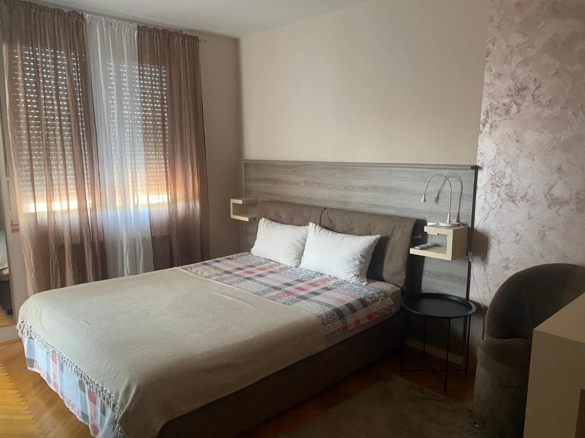 Oki Apartment Nis Bagian luar foto